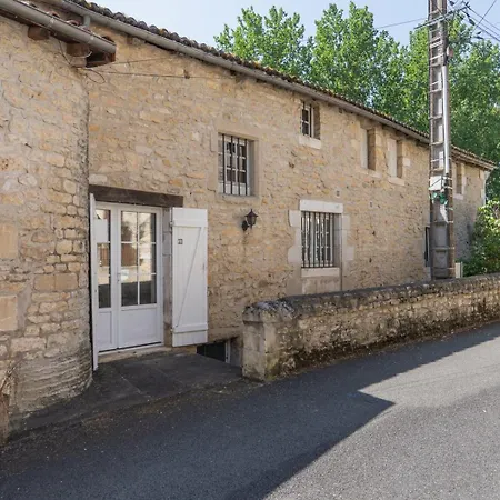 Semesterbostad Le Moulin De Giroir